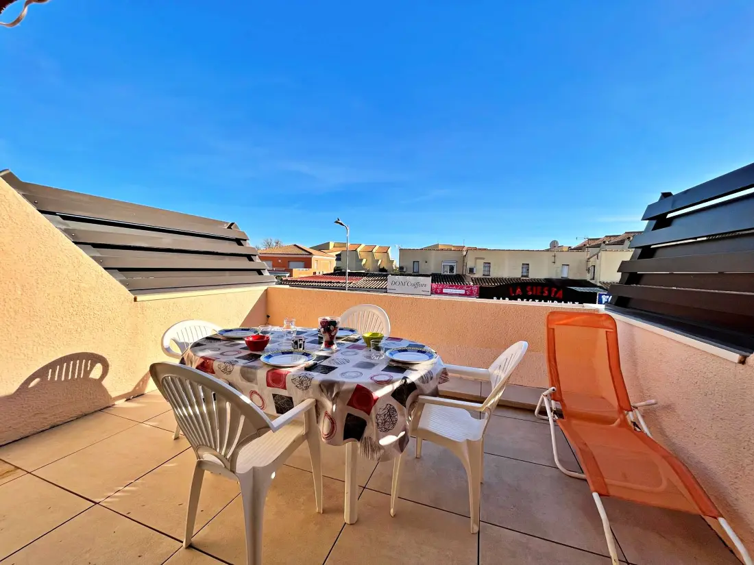 El Paso Residence (rez.)