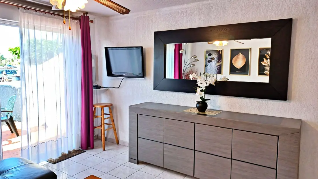 Robinson South Residence