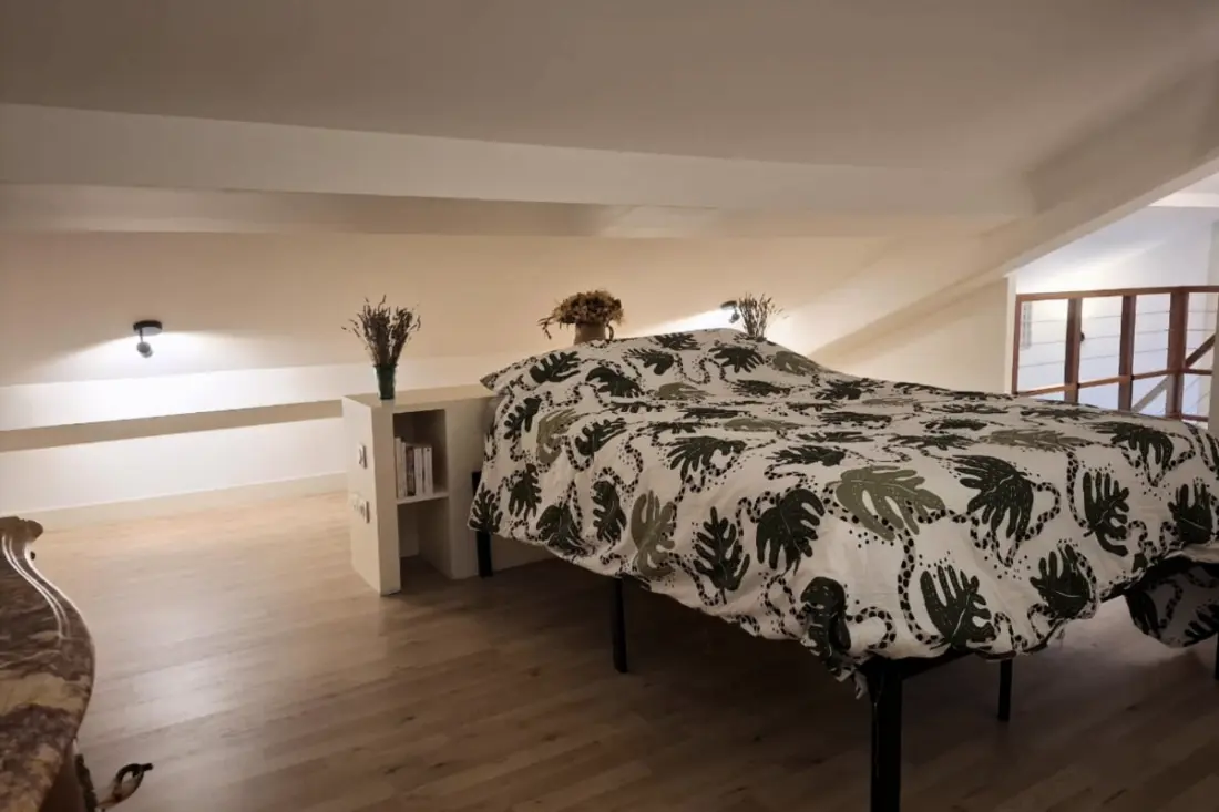 Duplex With Balcony at the foot of the Tramway Republic