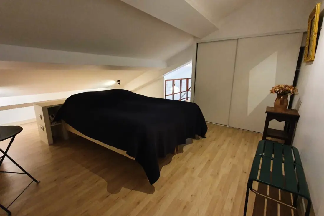 Duplex With Balcony at the foot of the Tramway Republic