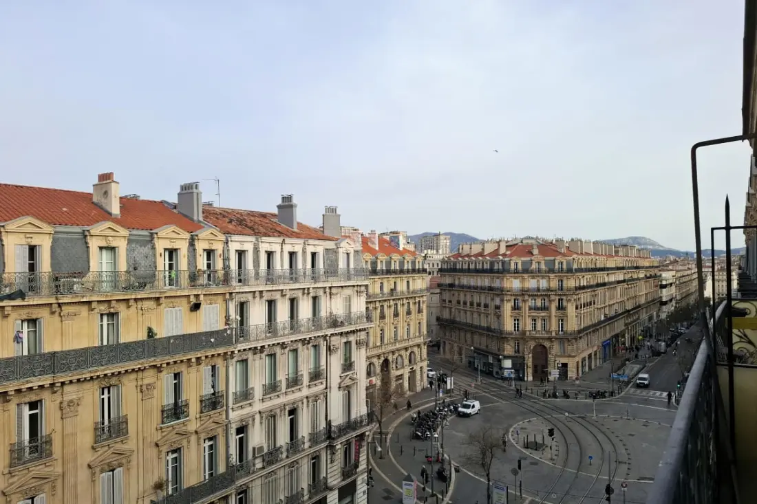 Duplex With Balcony at the foot of the Tramway Republic