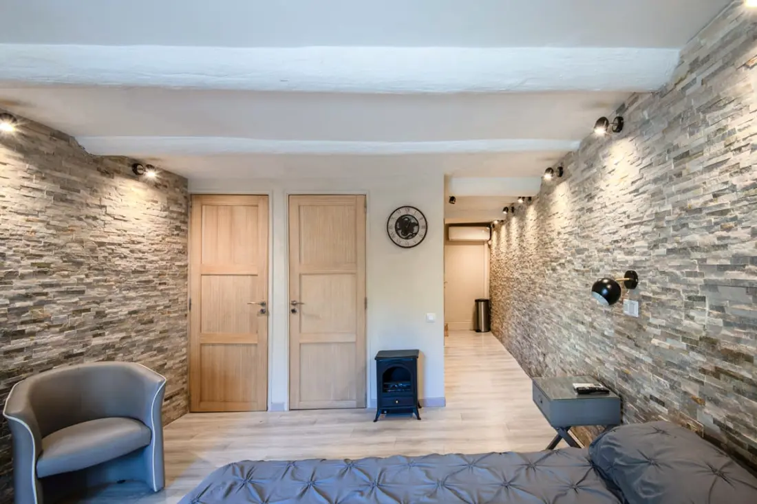 Marseillaise getaway Near Basket & Old Port