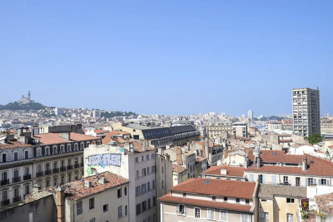 Studio Coquet With Terrace Overhanging Marseille