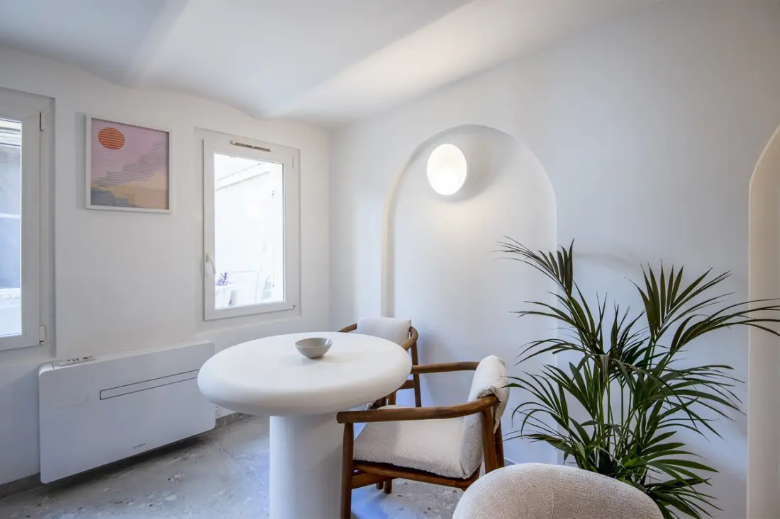 Studio En Souplex in Endoume, Near the Sea!