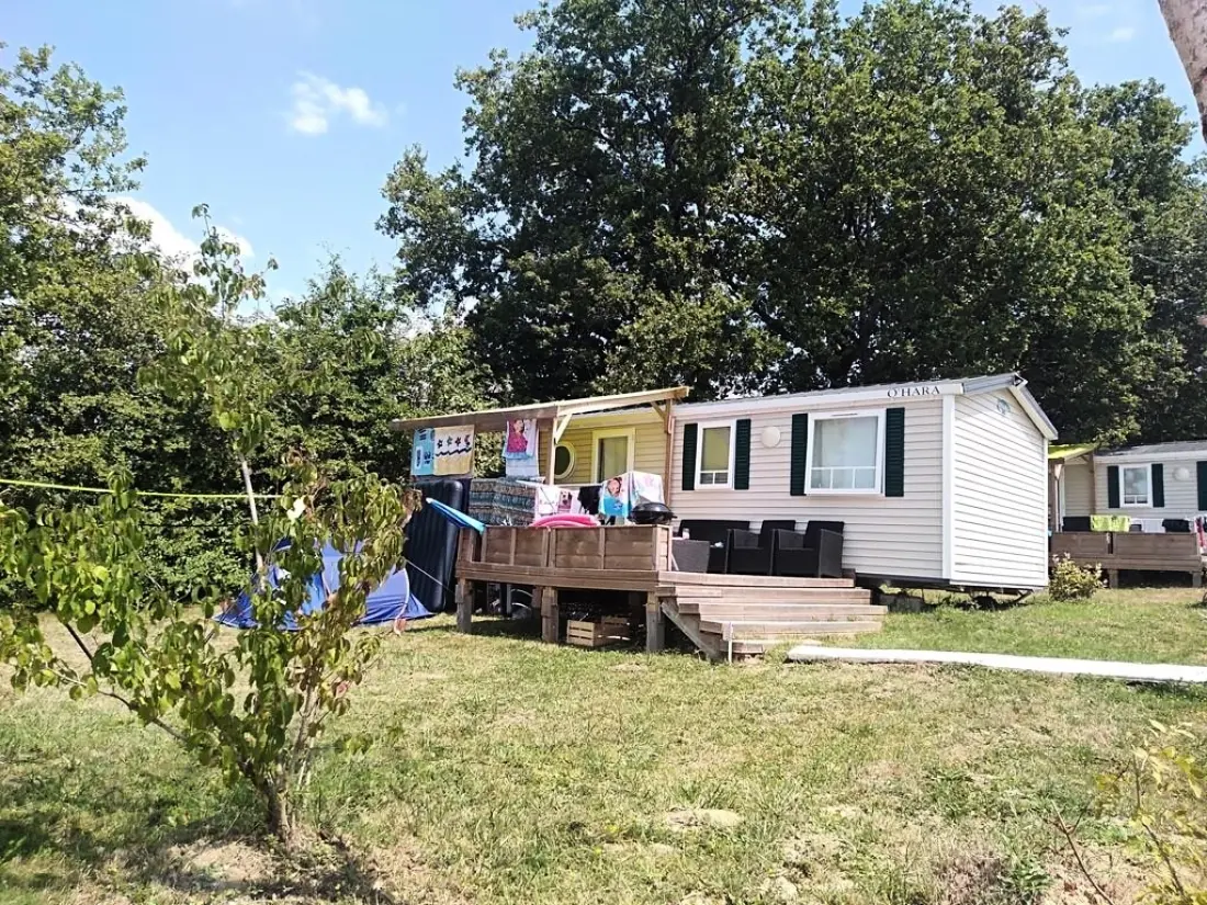 Flower Camping Le Lac aux Birds 4 Stars★★★★