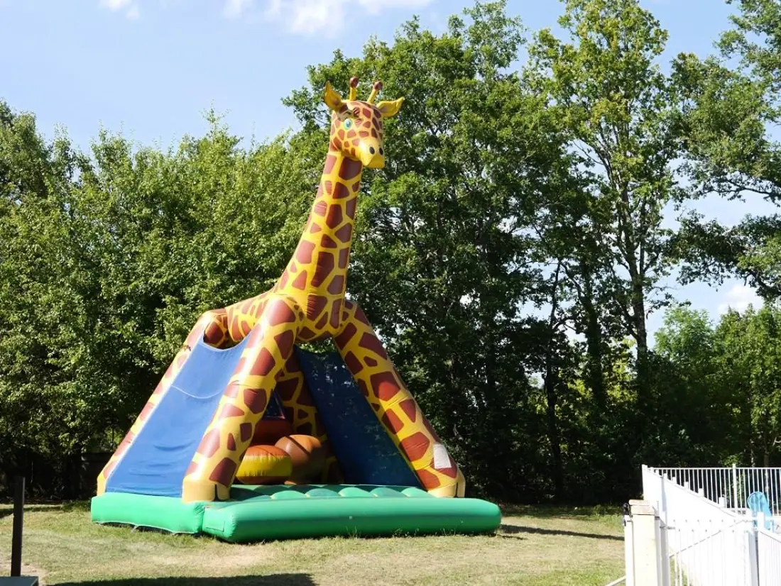 Flower Camping Le Lac aux Birds 4 Stars★★★★