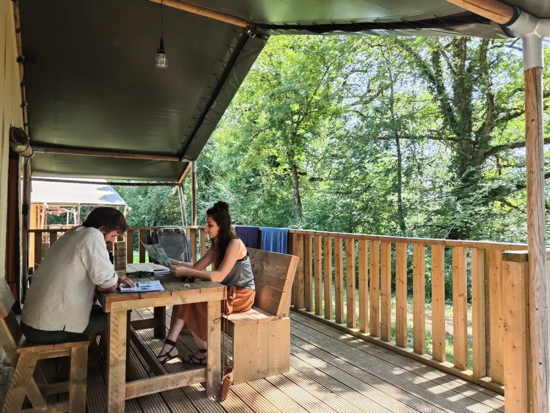 Flower Camping Le Lac aux Birds 4 Stars★★★★