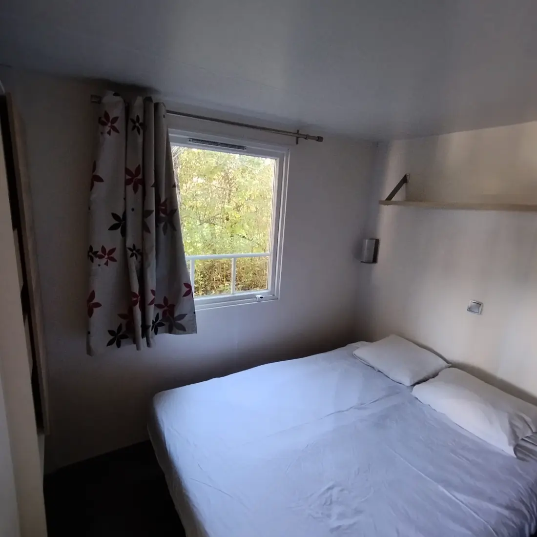 Flower Camping Le Lac aux Birds 4 Stars★★★★