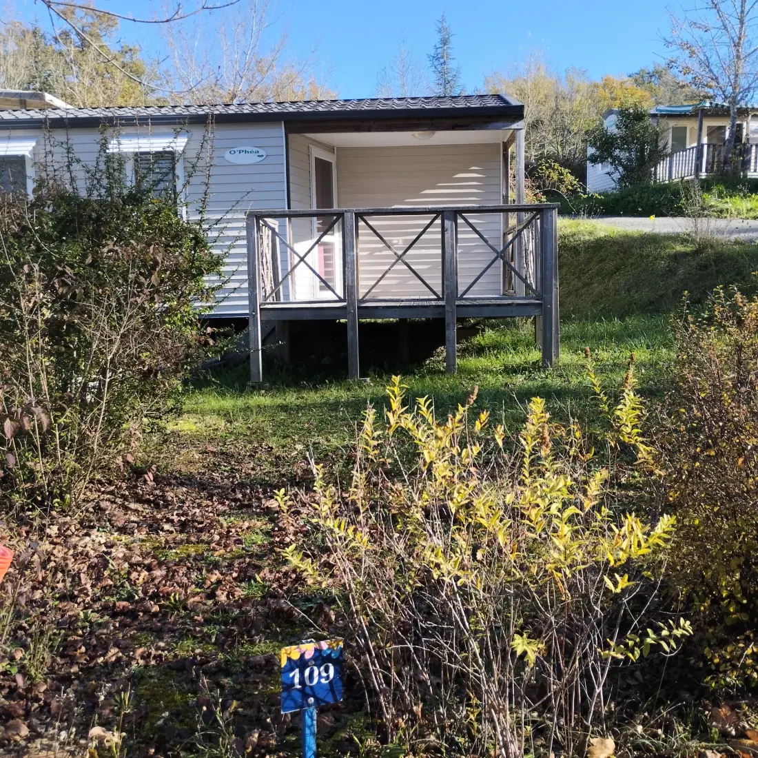 Flower Camping Le Lac aux Birds 4 Stars★★★★