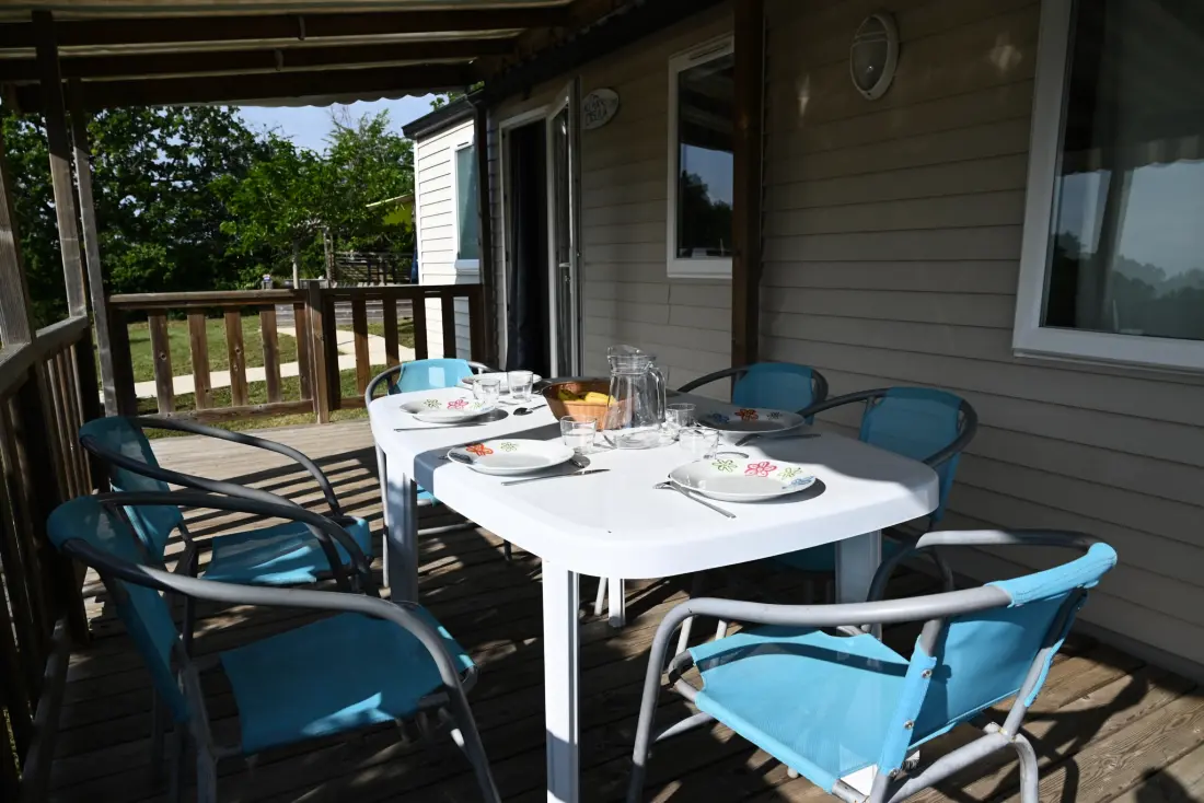 Flower Camping Le Lac aux Birds 4 Stars★★★★