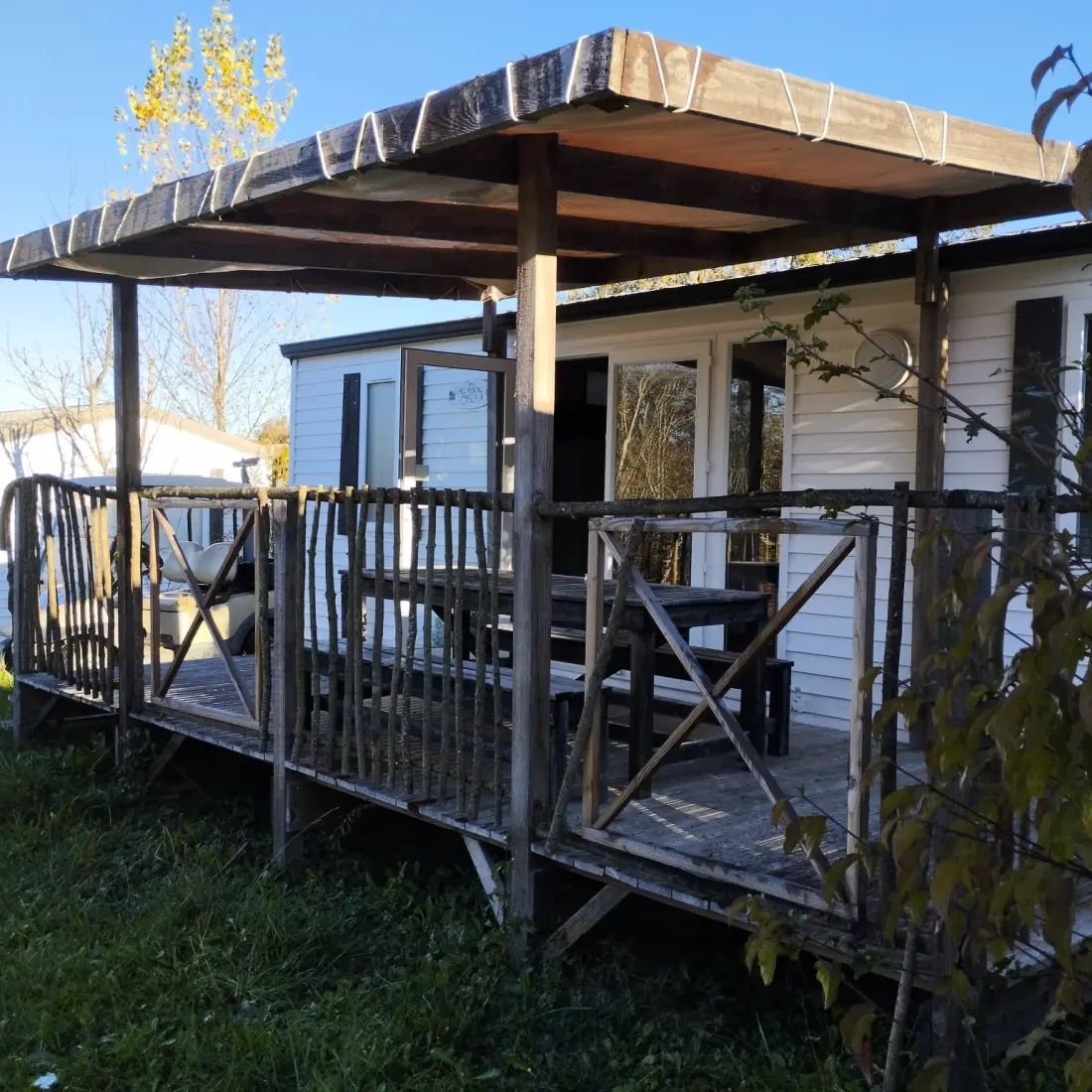 Flower Camping Le Lac aux Birds 4 Stars★★★★