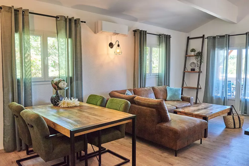 Wioska cygar 3 Gwiazdy★★★ 3 Gwiazdy★★★ 3 Gwiazdy★★★