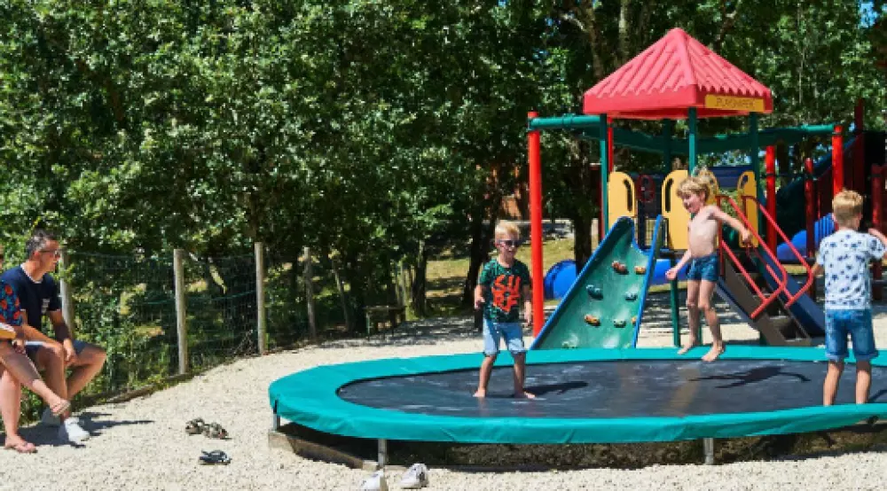 Wioska cygar 3 Gwiazdy★★★ 3 Gwiazdy★★★ 3 Gwiazdy★★★