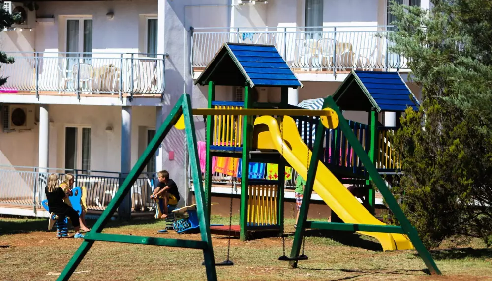 Arena Ai Pini Resort 3 Stars★★★