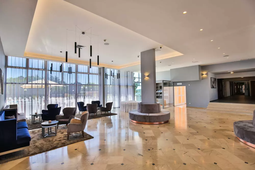 Arena Ai Pini Resort 3 Stars★★★