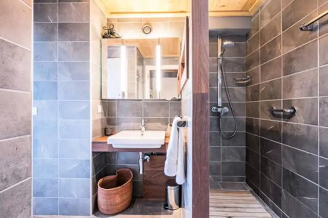 Ski-in/ki-out apartman úszómedencével Megève-ben