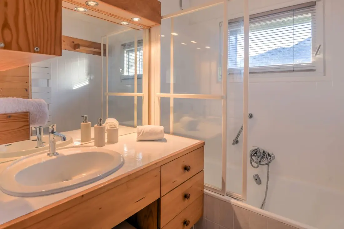 Kristály Apartman -