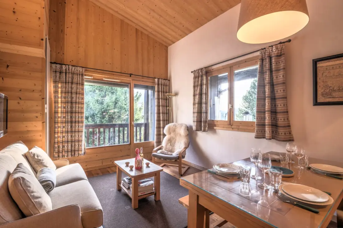Kristály Apartman -