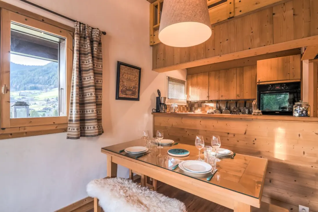 Kristály Apartman -