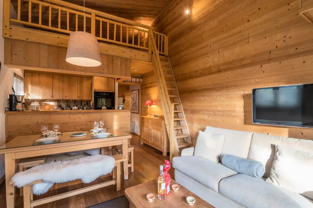 Kristály Apartman -