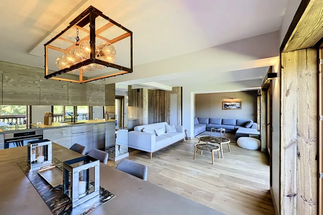 Apt Near Megève Tracks