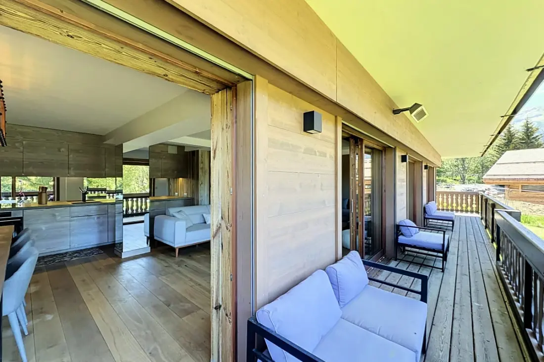 Apt Near Megève Tracks