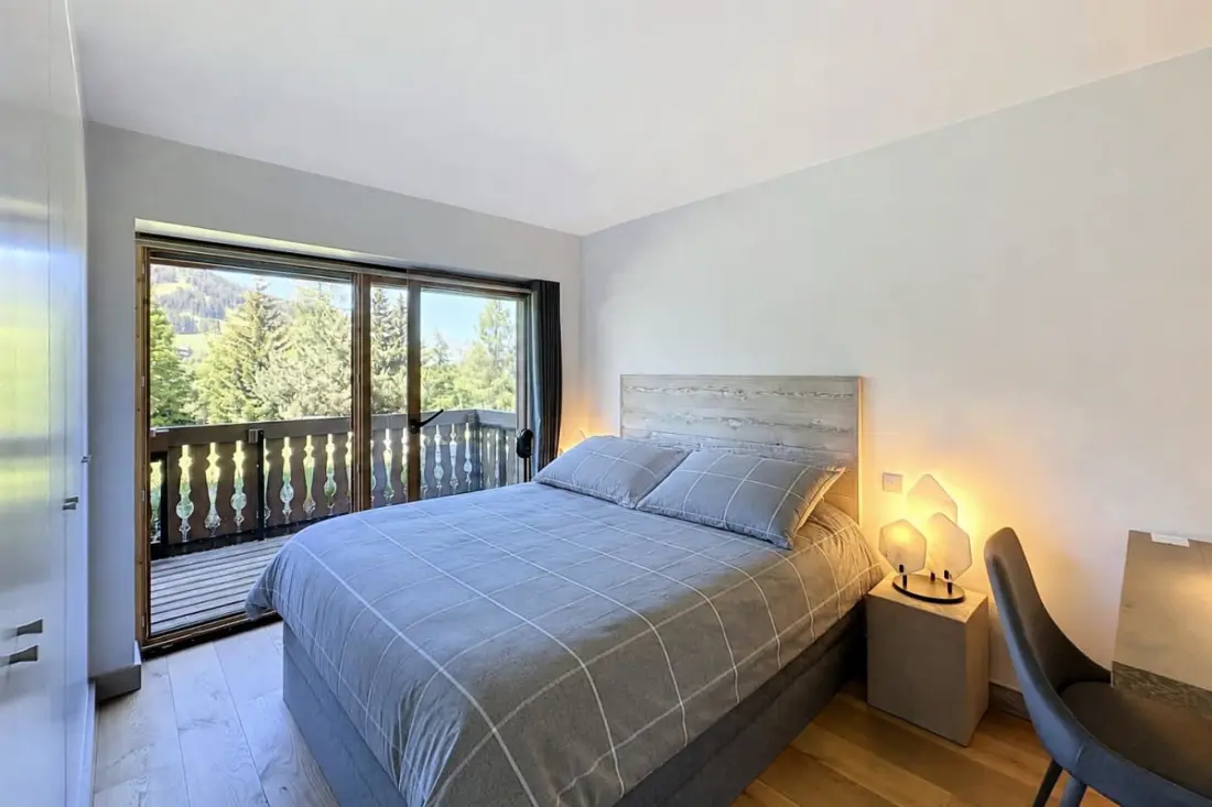 Apt Near Megève Tracks
