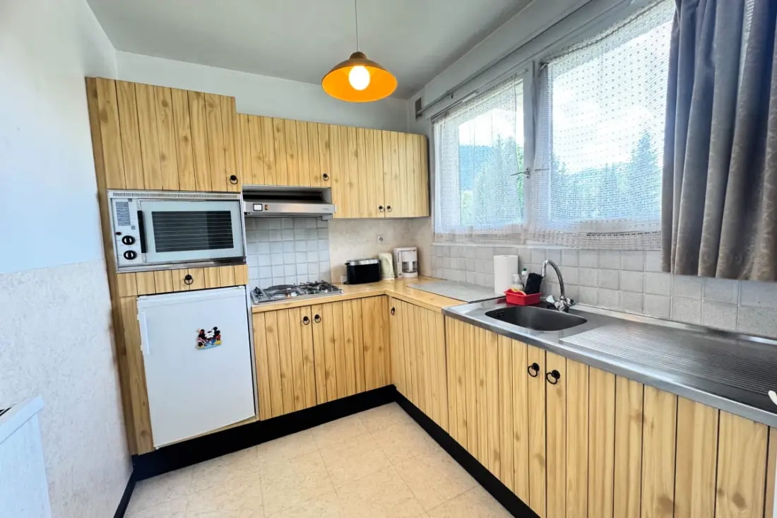 Charming Studio Near Tracks és City