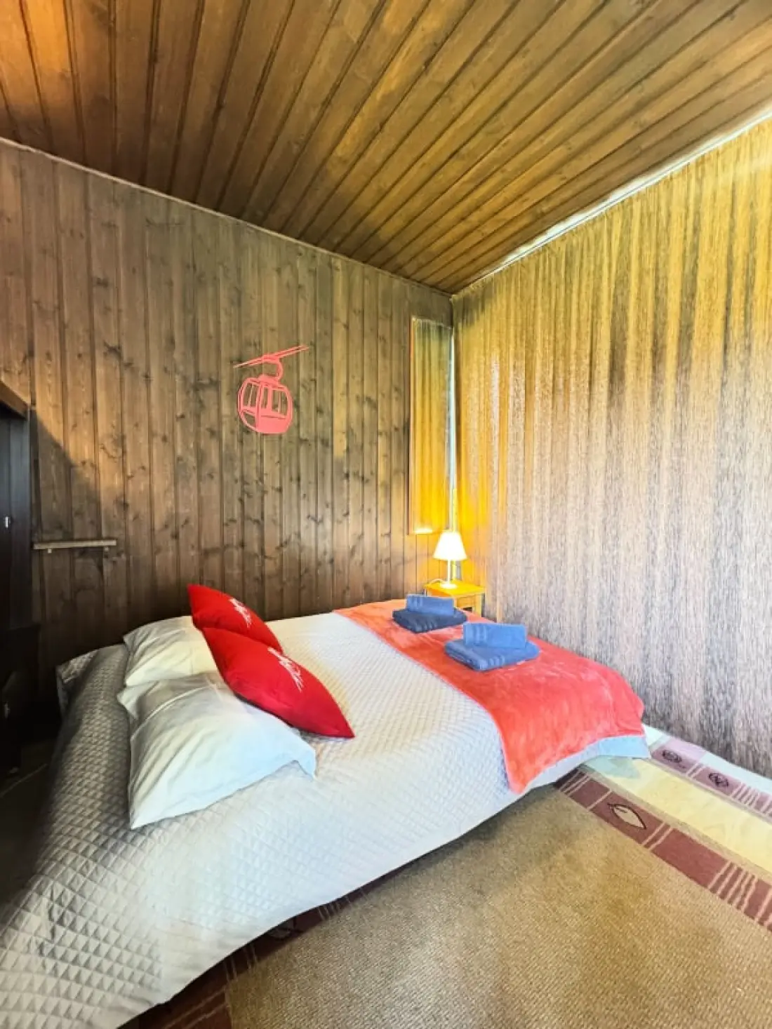 Charming Studio Near Tracks és City