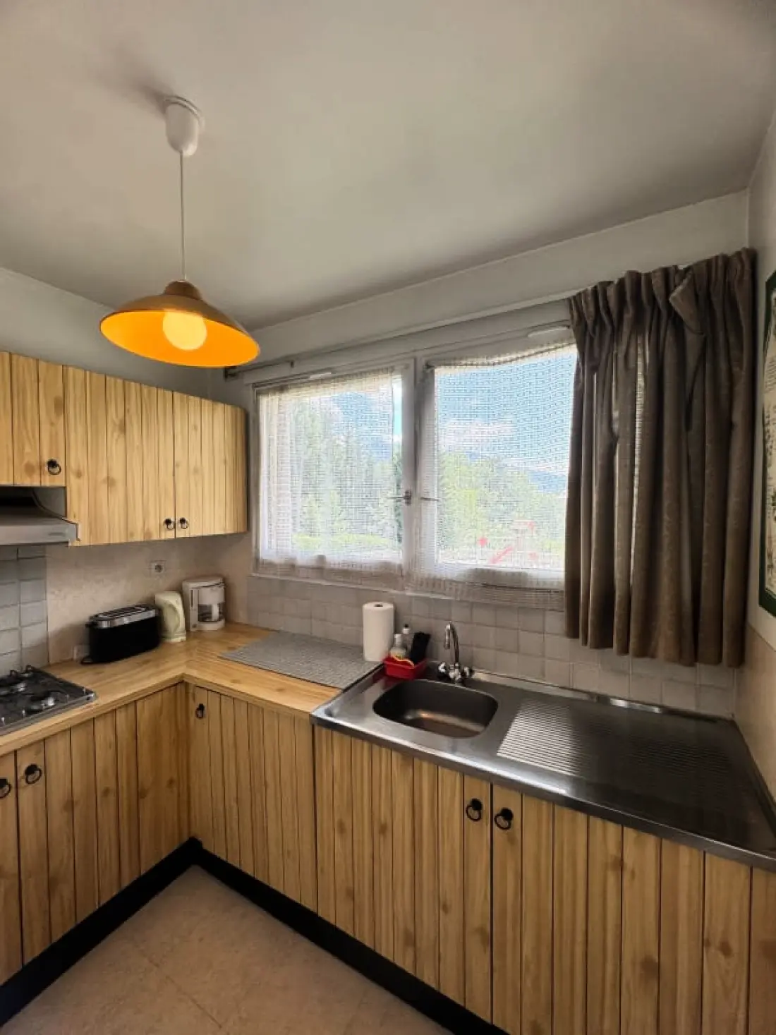 Charming Studio Near Tracks és City