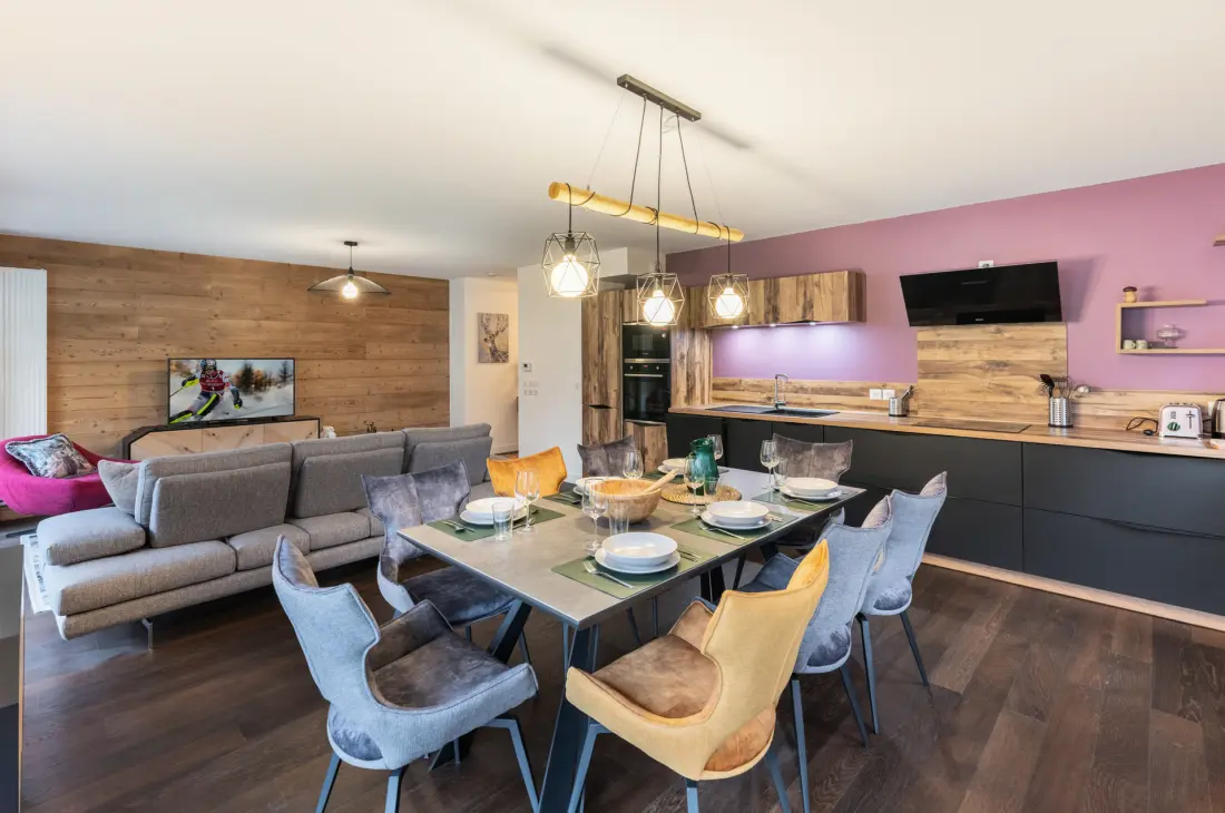 Silver Lodge Residence - B