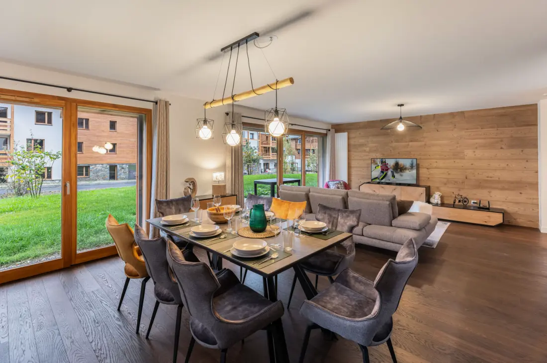 Silver Lodge Residence - B