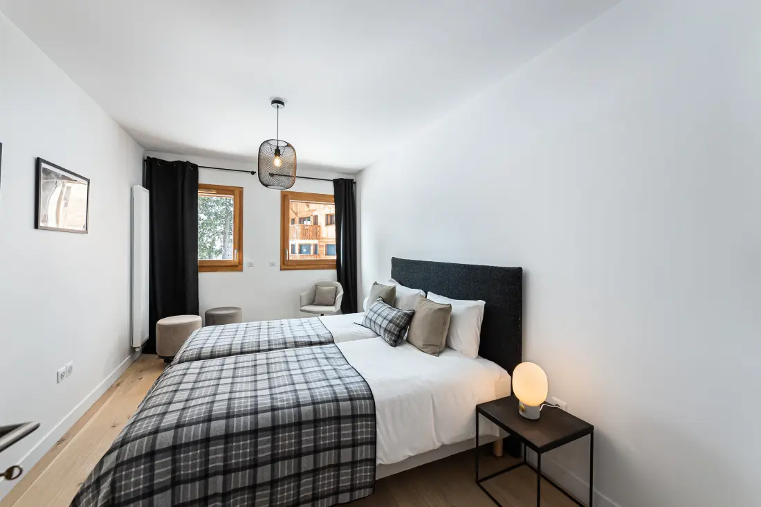 Silver Lodge Residence - B