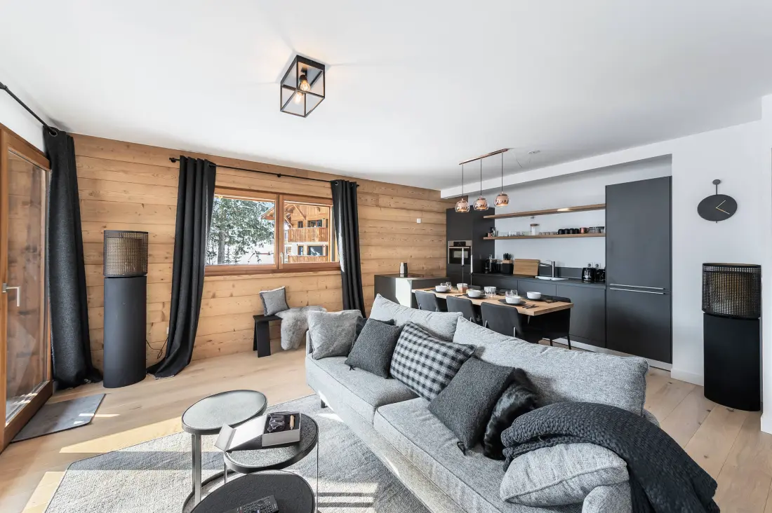 Silver Lodge Residence - B