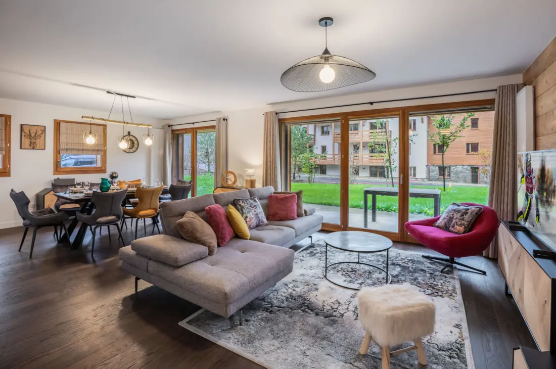 Silver Lodge Residence - B