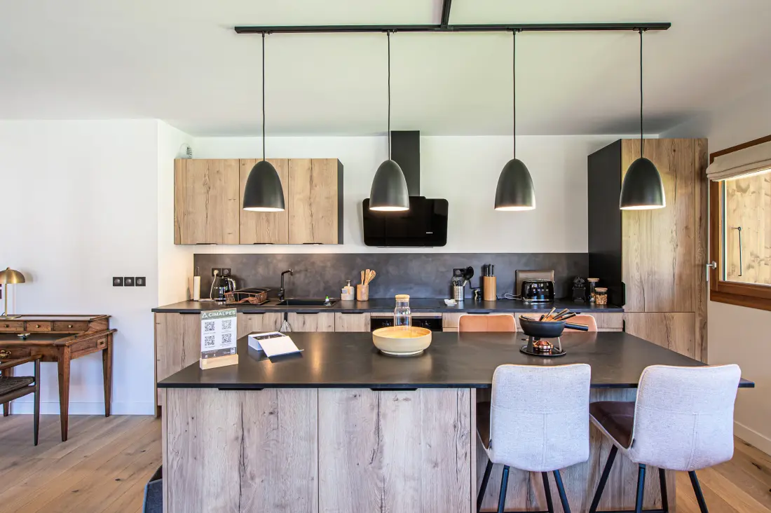 Silver Lodge Residence - C
