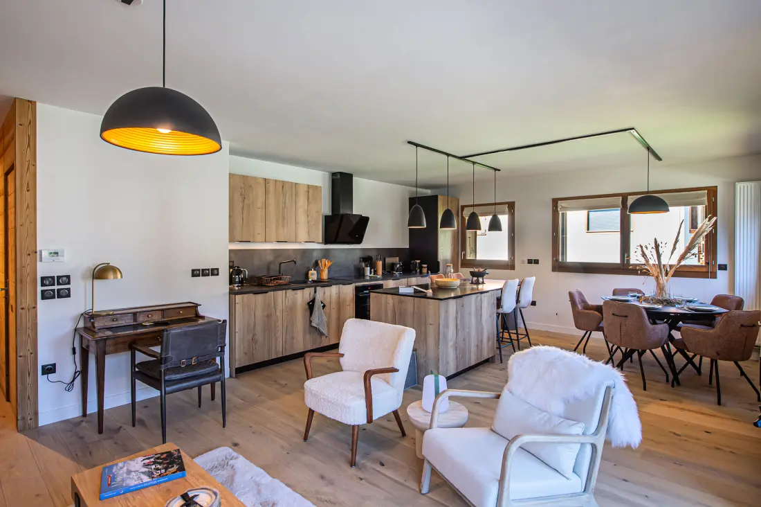 Silver Lodge Residence - C