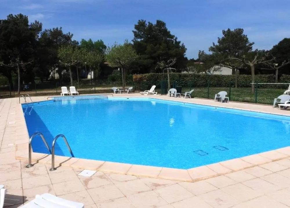 VVF Méjannes-le-Clap 3 Stars★★★