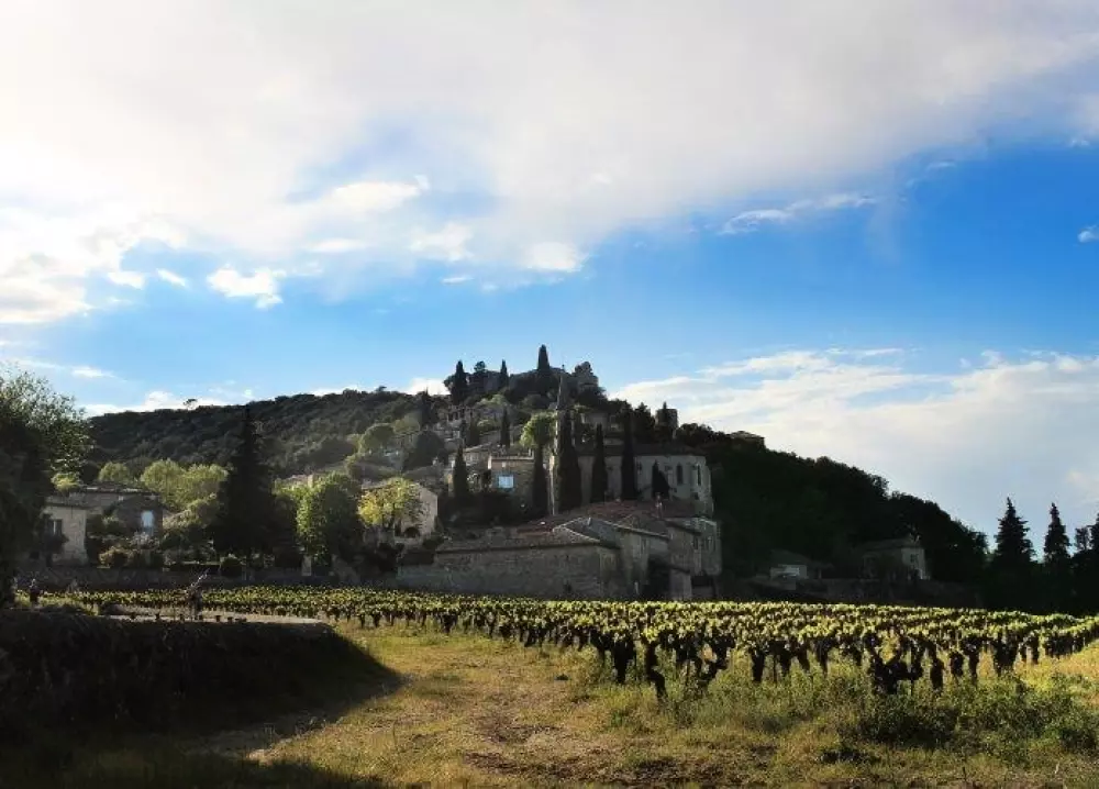 VVF Méjannes-le-Clap 3 Stars★★★