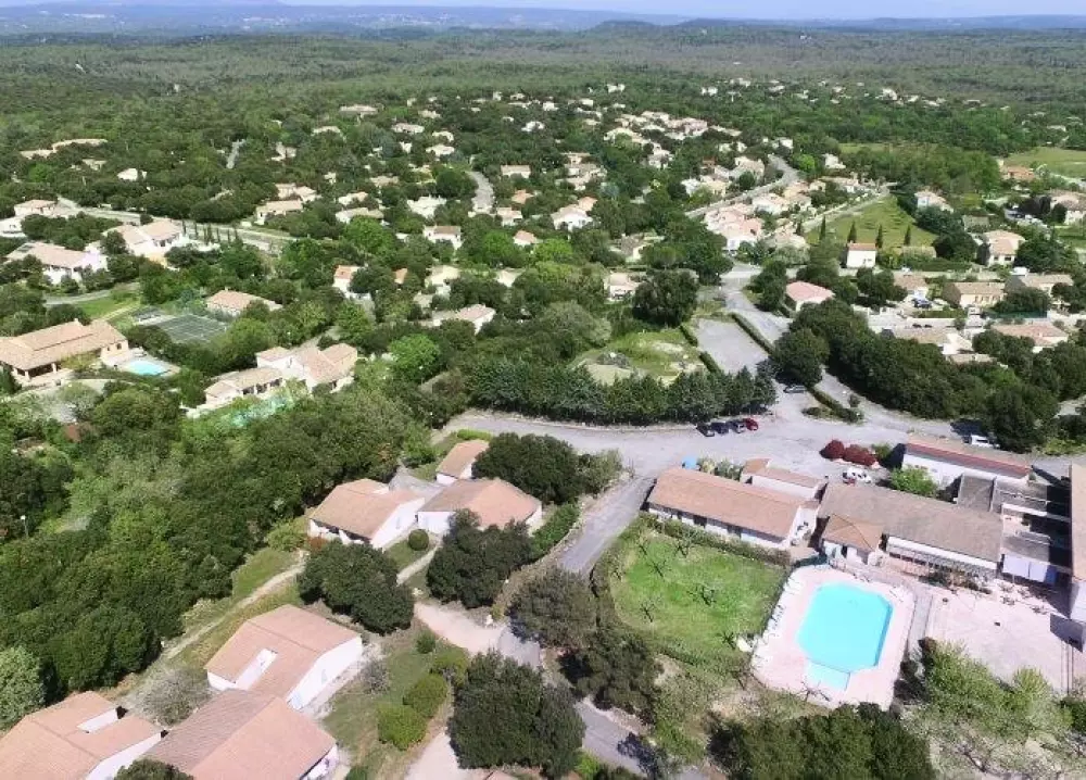 VVF Méjannes-le-Clap 3 Stars★★★