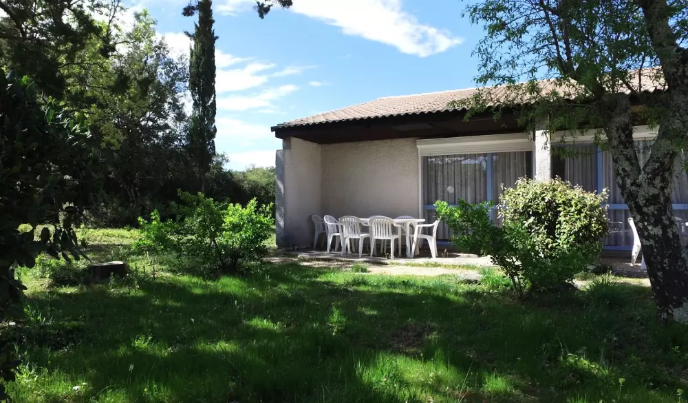 VVF Méjannes-le-Clap 3 Stars★★★