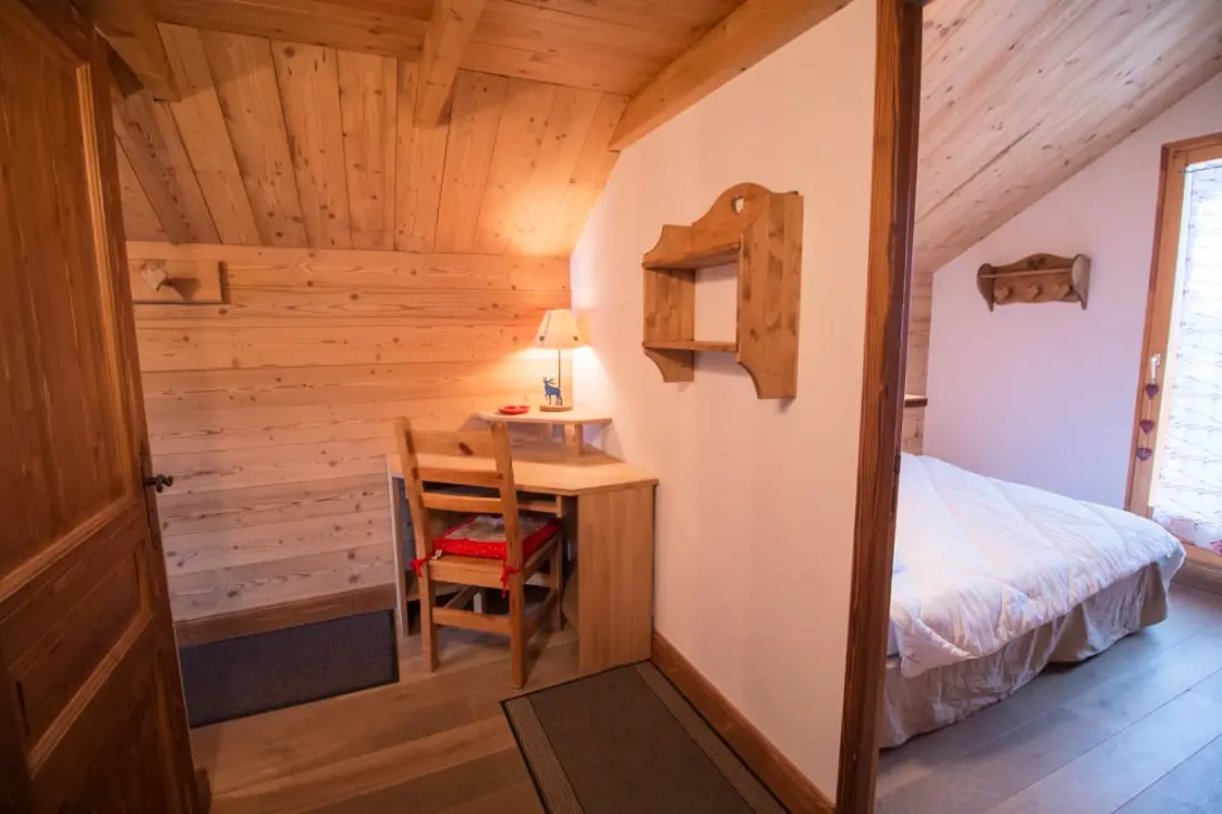 Chalet De Meribel 6
