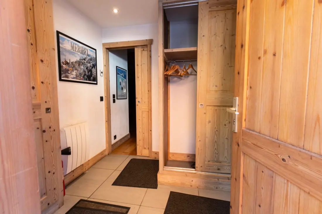 Chalet Meribel kültéri Jacuzzival Szauna