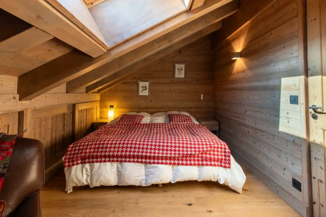 Chalet Meribel kültéri Jacuzzival Szauna