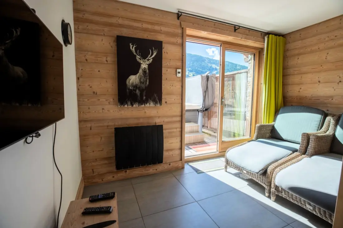 Chalet Meribel kültéri Jacuzzival Szauna