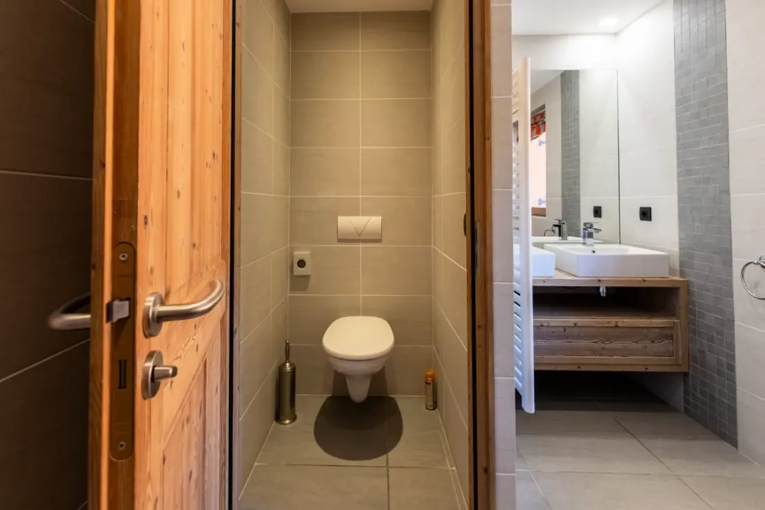Chalet Meribel kültéri Jacuzzival Szauna