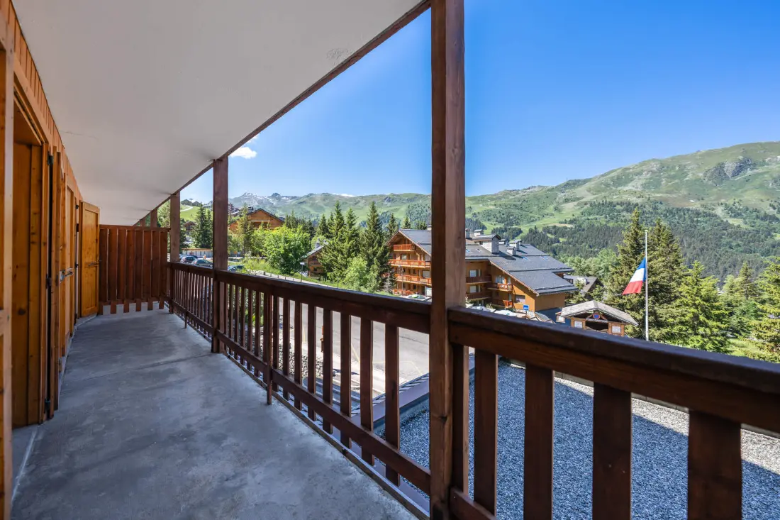 Carlines Residence