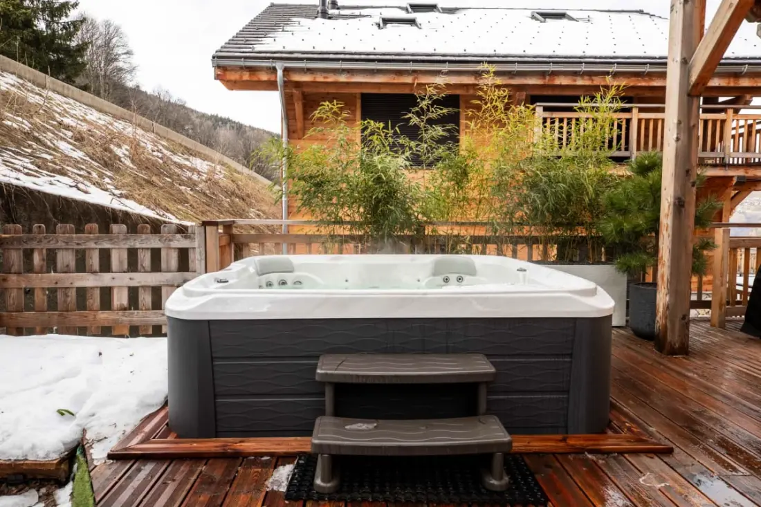 Chalet Des Anges Jacuzzi Exterior