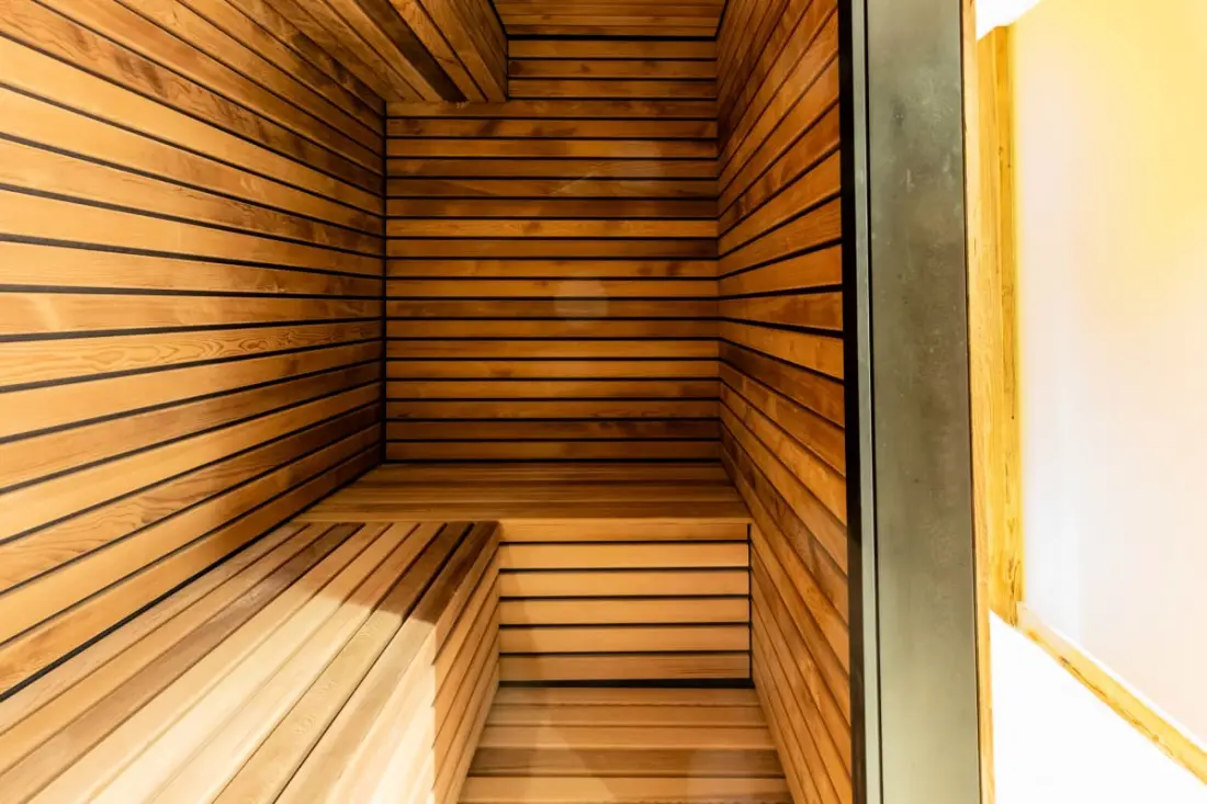 Chalet Yolo-Poscine beltéri Spa