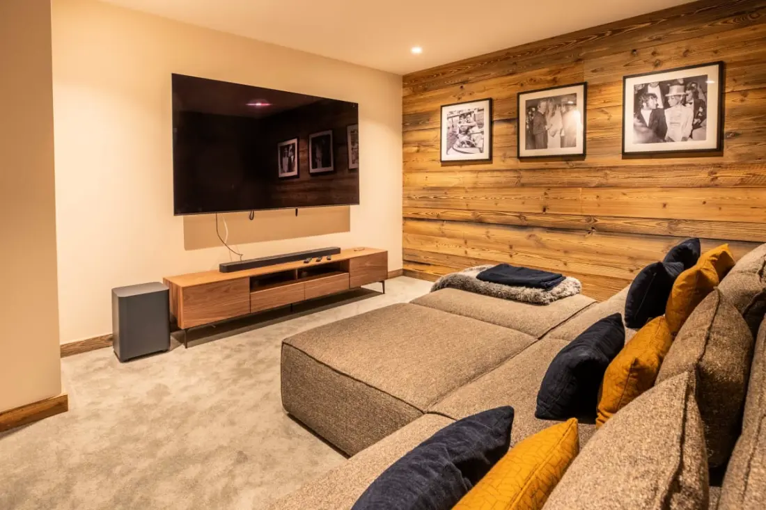 Chalet Yolo-Poscine beltéri Spa